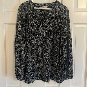 Ann Taylor Loft polka Dot Blouse 1/2 Button front Size M